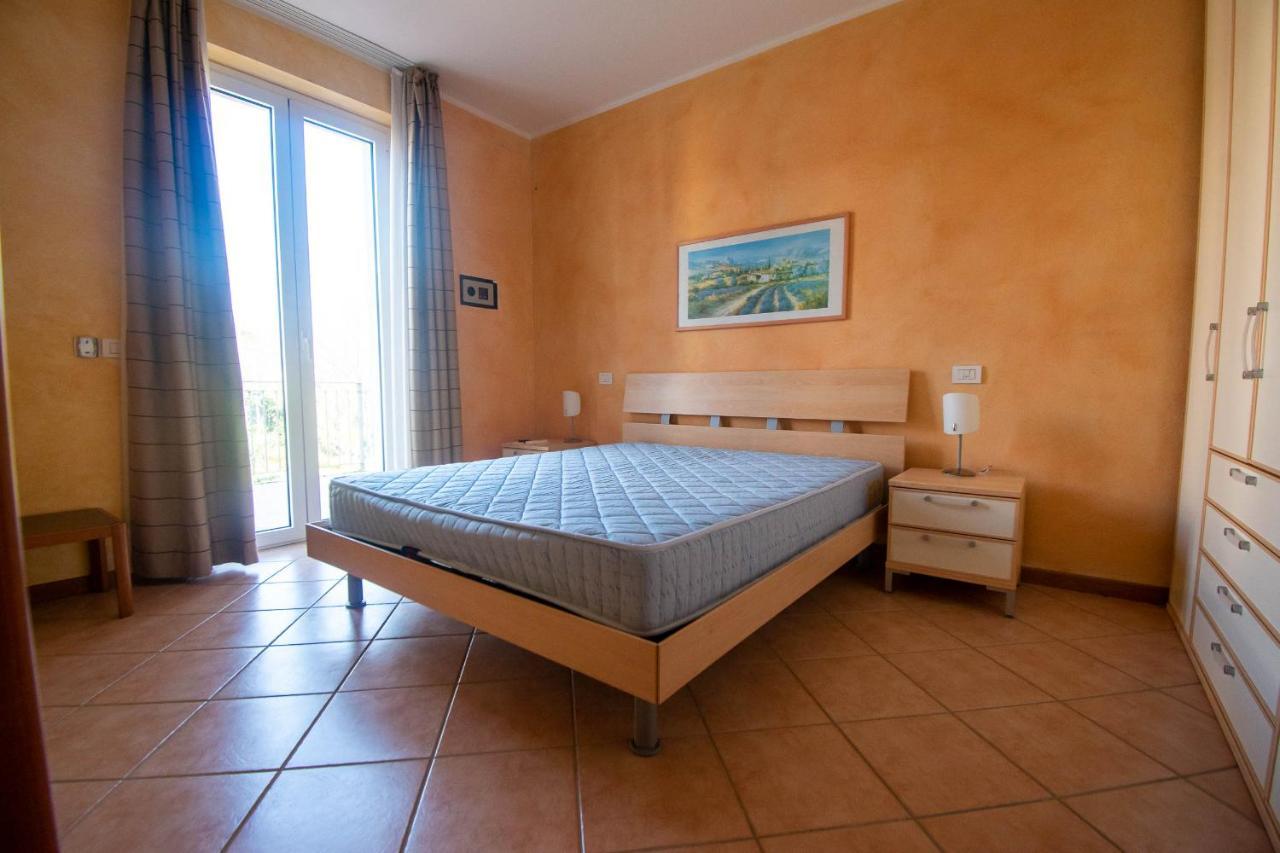 Apartmán Lato Soleggiato @Gardazzurro Padenghe sul Garda Exteriér fotografie
