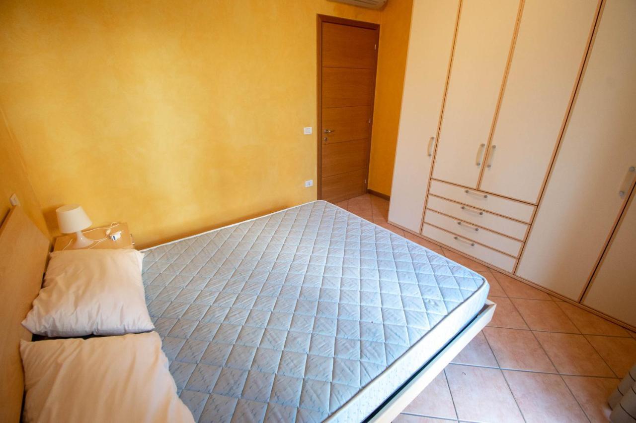 Apartmán Lato Soleggiato @Gardazzurro Padenghe sul Garda Exteriér fotografie