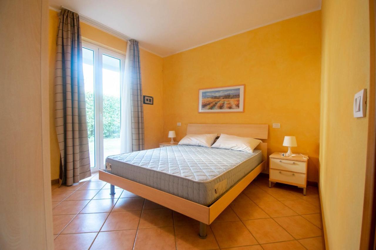 Apartmán Lato Soleggiato @Gardazzurro Padenghe sul Garda Exteriér fotografie