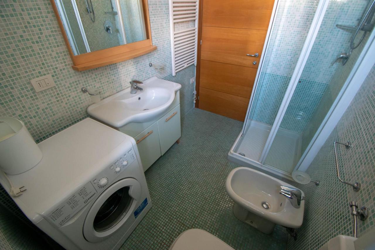 Apartmán Lato Soleggiato @Gardazzurro Padenghe sul Garda Exteriér fotografie