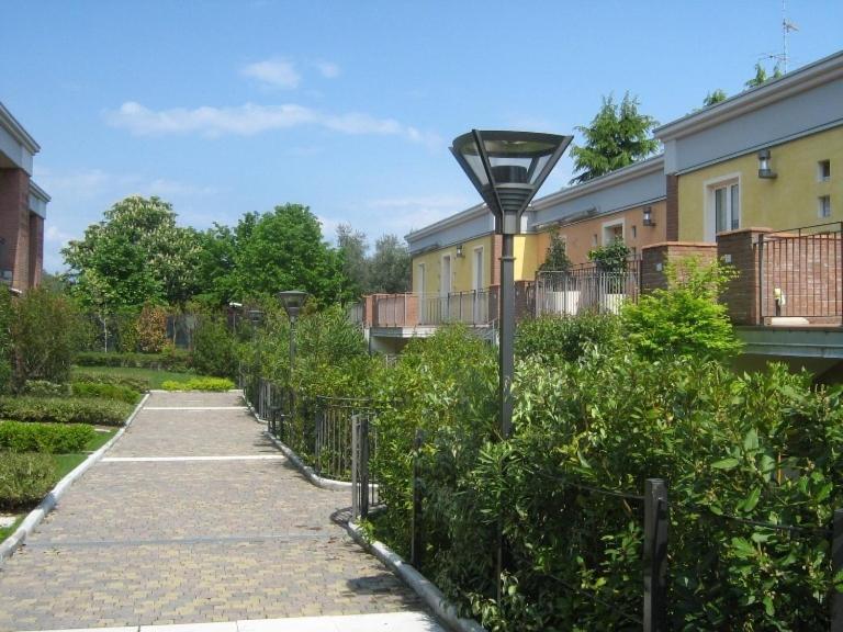 Apartmán Lato Soleggiato @Gardazzurro Padenghe sul Garda Exteriér fotografie