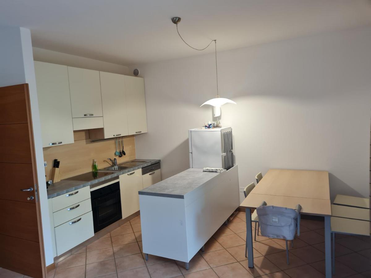 Apartmán Lato Soleggiato @Gardazzurro Padenghe sul Garda Exteriér fotografie